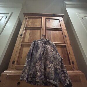 Avery, Mossy Oak DNA pullover